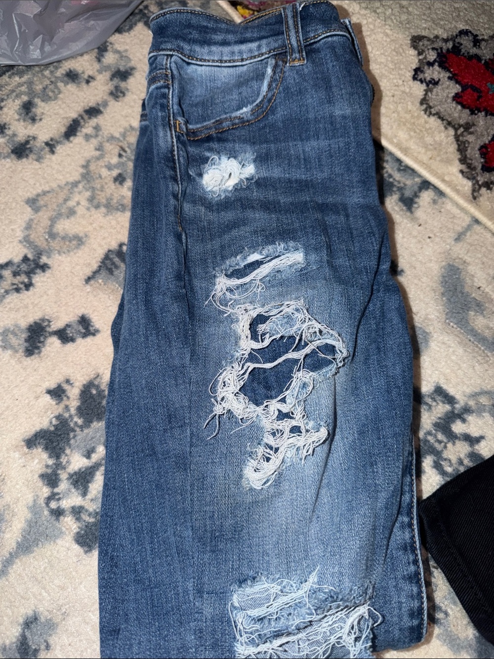 American Eagle Outfitters Distressed Blue Ripped Jeans